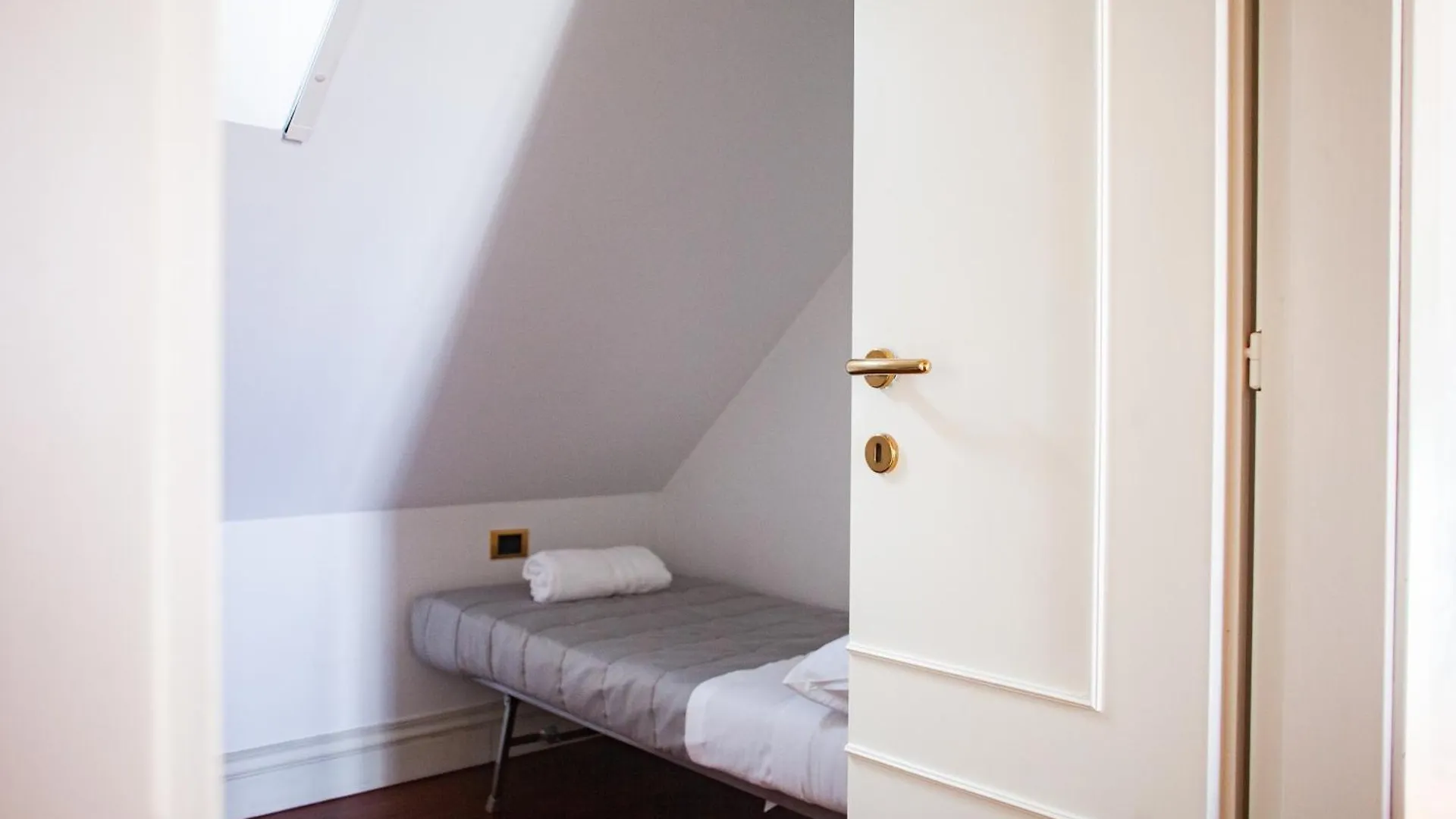 Apartament Penthouse With Panoramic Terrace - Design And Luxury Mediolan